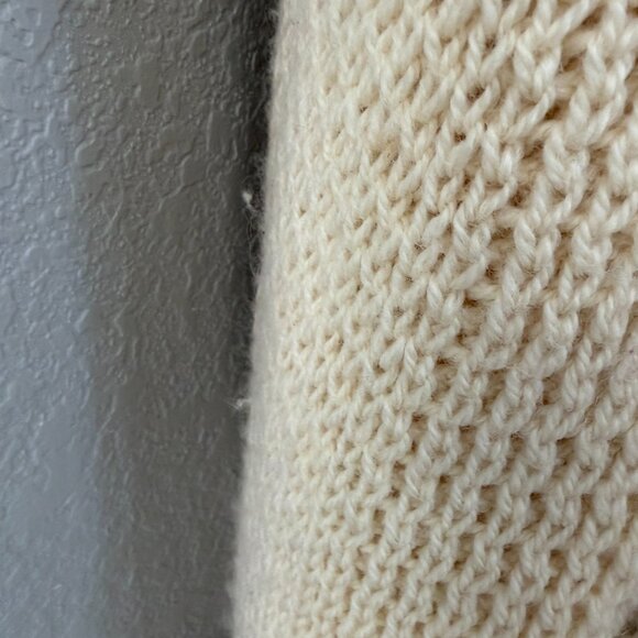 Vintage ST. MICHAEL 100% Wool Cream/Ivory Cable Knit Turtleneck Sweater M - Picture 11 of 11